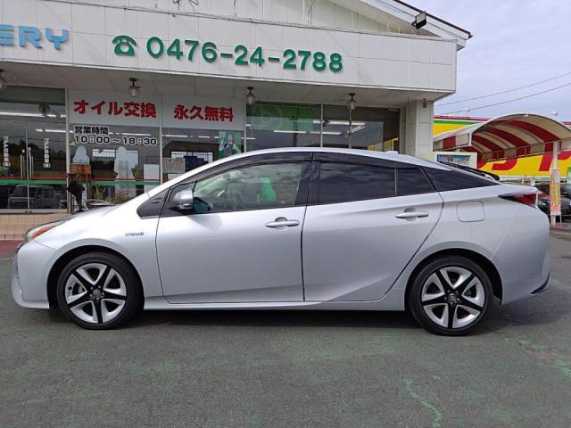 プリウス Sツーリングセレクション 12セグMナビBカメラLEDライトETC衝突軽減Bキーフリ(12枚目)