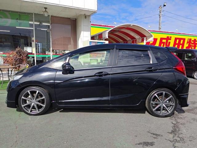 フィット ＲＳ　１オナ地デジＭナビＢカメＬＥＤライトＥＴＣ衝突軽減Ｂキーフリ（12枚目）