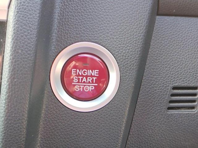 フィット ＲＳ　１オナ地デジＭナビＢカメＬＥＤライトＥＴＣ衝突軽減Ｂキーフリ（18枚目）