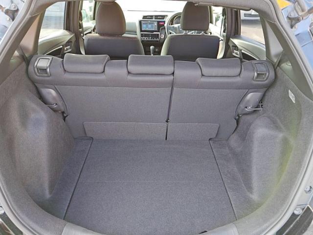 フィット ＲＳ　１オナ地デジＭナビＢカメＬＥＤライトＥＴＣ衝突軽減Ｂキーフリ（25枚目）