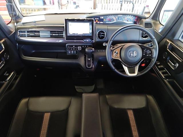 N-BOXカスタム G・Lターボホンダセンシング(3枚目)