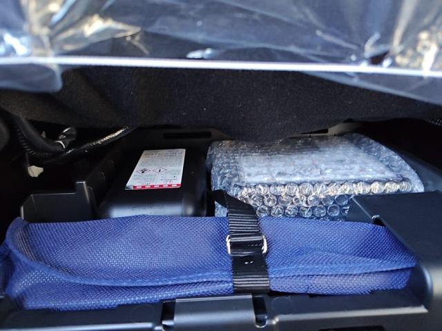 ステップワゴン ｅＨＥＶスパーダプレミアムラインブラックエディション　登録済未使用車　両ＡドアＬＥＤライト電動Ｒゲート衝突軽減Ｂ（29枚目）