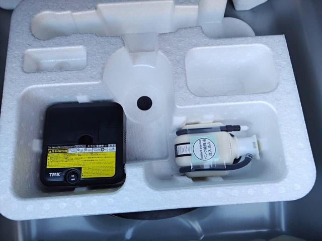 ���Ђ̓����e�i���X���؂ɍl���Ă��܂��A�̔��������p���ǂ��R���f�B�V�������L�[�v�ł���悤�A�I�C�����������𒷂��Ԏ��{���Ă���܂��B