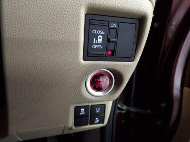 N-BOX G・Lホンダセンシング 禁煙12セグMナビBカメ左AドアLEDライトETC衝突軽減B(15枚目)