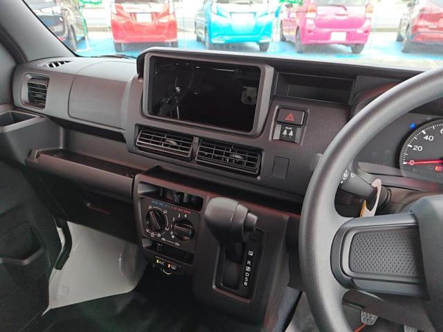 ハイゼットカーゴ ＤＸ　届出済未使用車　キーレス衝突軽減ＢパワーＷコーナーセンサー（17枚目）