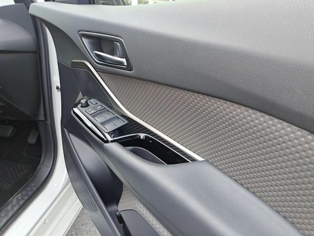 C-HR G 12セグMナビBカメラLEDライトETC衝突軽減Bキーフリ(13枚目)