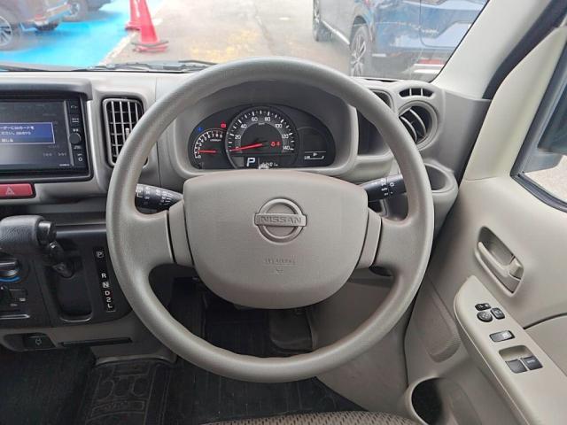 NV100クリッパーバン DX GLセーフティパッケージ 地デジMナビBカメラETCコーナーセンサー衝突軽減B(3枚目)