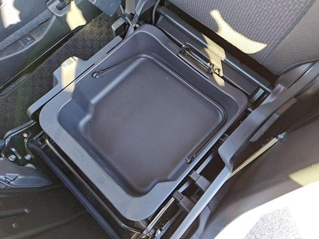 ソリオ ハイブリッドＭＺ　１２セグＭナビ全方位カメラ両ＡドアＬＥＤライＥＴＣ衝突軽減Ｂ（23枚目）