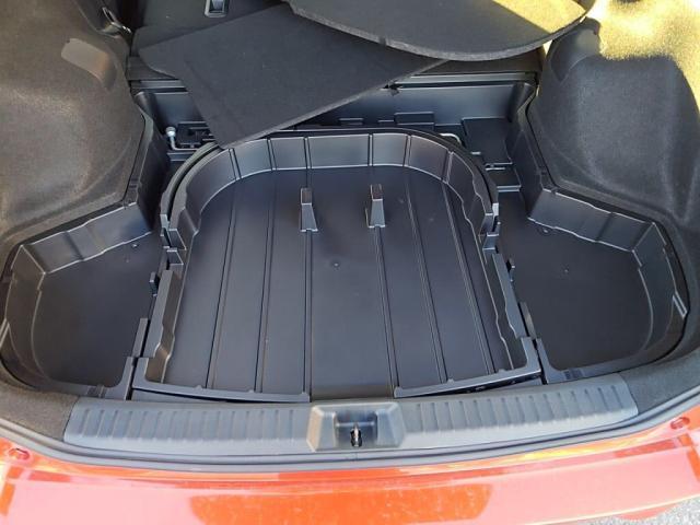 カローラフィールダー ハイブリッドＧ　エアロツアラー（28枚目）