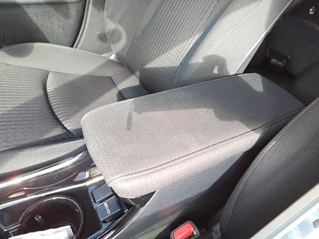 プリウス Sセーフティプラス(26枚目)