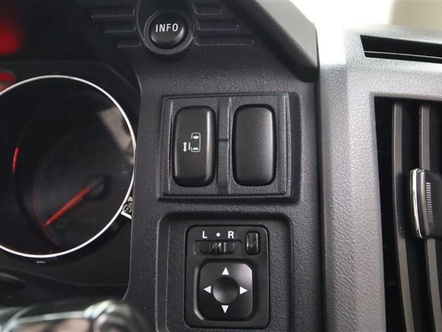 G パワーパッケージ 4WD メモリーナビ 後席フリップダウンモニター 片側電動スライド フルセグ HIDヘッドライト スマートキー オートクルーズコントロール 純正アルミホイール(11枚目)