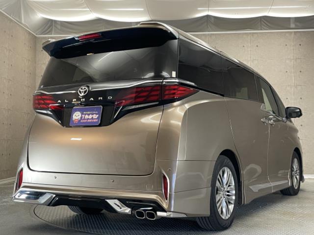 アルファード Ｚ　７人乗り　メモリーナビ　モデリスタエアロ　サンルーフ　両側電動スライド電動リアゲート　後席フリップダウンモニター　全方位カメラ　置くだけ充電　ＥＴＣ　デジタルインナーミラー　ブラインドスポットモニター（2枚目）