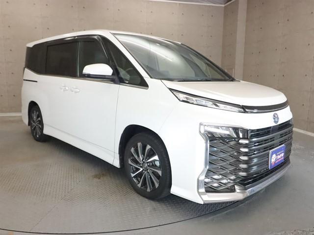 ヴォクシー ハイブリッドＳ－Ｚ　７人乗り　セーフティセンス　１０．５インチディスプレイオーディオプラス　両側電動スライドドア　電動バックドア　フルセグ　ＢＳＭ　バックカメラ　ＥＴＣ２．０車載器　ＬＥＤヘッドランプ　スマートキー（30枚目）
