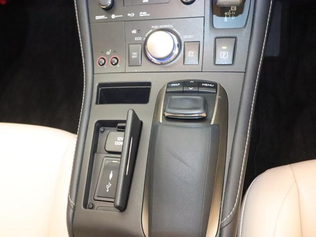ＣＴ ＣＴ２００ｈ　バージョンＣ　メモリーナビ　フルセグ　バックカメラ　ＥＴＣ　ＬＥＤヘッドランプ　スマートキー　シートメモリー　コーナーセンサー　ステアリングヒーター　オートハイビーム　シートヒーター（23枚目）
