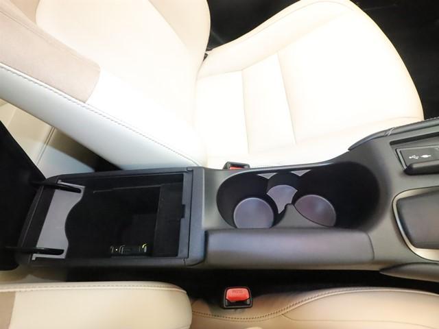 ＣＴ ＣＴ２００ｈ　バージョンＣ　メモリーナビ　フルセグ　バックカメラ　ＥＴＣ　ＬＥＤヘッドランプ　スマートキー　シートメモリー　コーナーセンサー　ステアリングヒーター　オートハイビーム　シートヒーター（24枚目）