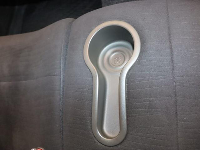 キューブ １５Ｘ　Ｖセレクション　メモリーナビ　フルセグ／ＤＶＤ／Ｂｌｕｅｔｏｏｔｈ対応　バックカメラ　ＥＴＣ　インテリジェントキー　アイドリングストップ　オートエアコン　記録簿（28枚目）