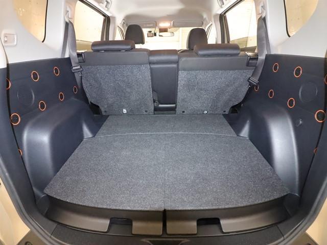 シエンタ ハイブリッド ファンベースG 5人乗り メモリーナビ 両側電動スライド 衝突被害軽減システム フルセグ/Bluetooth対応 全方位カメラ ETC LEDヘッドランプ スマートキー レーンアシスト オートクルーズコントロール(11枚目)