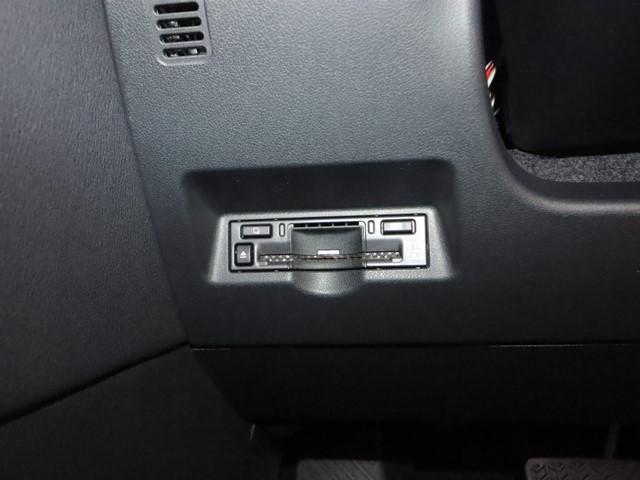 アルファード Ｚ　４ＷＤ　ワンオーナー　モデリスタエアロ　サンルーフ　メモリーナビ　後席フリップダウンモニター　両側電動スライド　電動リアゲート　フルセグ　ＥＴＣ　ＬＥＤヘッドランプ　スマートキー　電動シート　ＢＳＭ（30枚目）