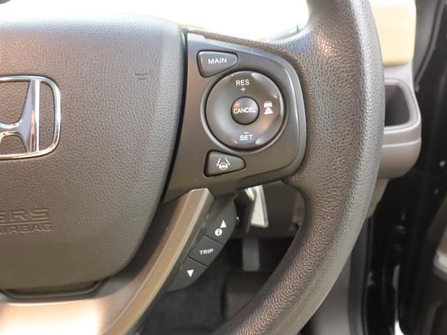 フリード G・ホンダセンシング 7人乗り メモリーナビ 両側パワースライドドア フルセグ/DVD バックカメラ ETC スマートキー 衝突被害軽減システム 横滑り防止 車線逸脱警報 レーダークルーズ 記録簿(25枚目)