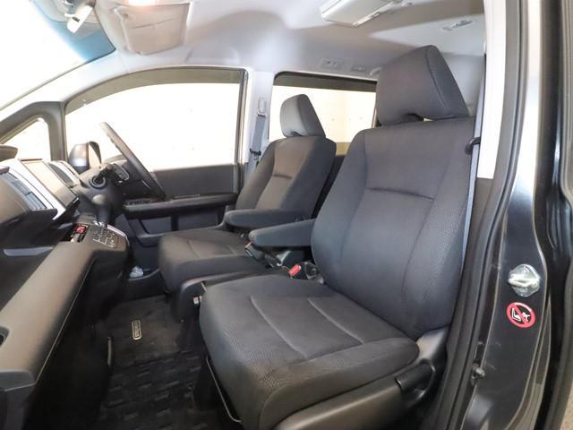 ステップワゴンスパーダ Z 8人乗り メモリーナビ 両側電動スライドドア フルセグ/DVD バックカメラ 後席フリップダウンモニター ETC車載器 スマートキー アイドリングストップ HIDヘッドライト 記録簿(8枚目)