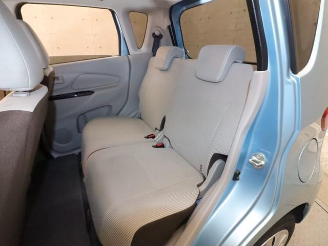 デイズ S エマージェンシーブレーキ ETC車載器 キーレスエントリー CDプレーヤー アイドリングストップ 横滑り防止装置 Wエアバッグ ABS 衝突安全ボディ プライバシーガラス 記録簿(9枚目)