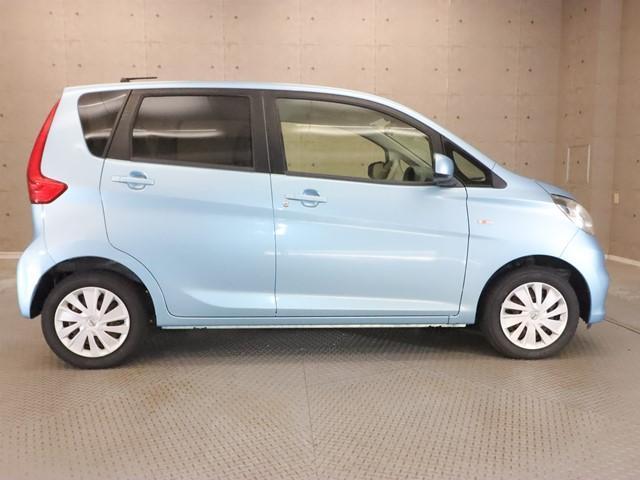 デイズ S エマージェンシーブレーキ ETC車載器 キーレスエントリー CDプレーヤー アイドリングストップ 横滑り防止装置 Wエアバッグ ABS 衝突安全ボディ プライバシーガラス 記録簿(30枚目)