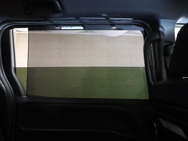 ヴォクシー ZS 煌 7人乗り メモリーナビ 衝突被害軽減システム 両側電動スライド フルセグ/DVD/Bluetooth対応 バックカメラ ETC LEDヘッドランプ スマートキー アイドリングストップ 記録簿(8枚目)