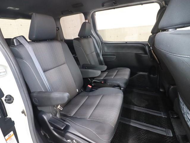 ヴォクシー ZS セーフティセンスC メモリーナビ 後席モニター 両側電動スライドドア フルセグ バックカメラ ETC2.0車載器 LEDヘッドランプ スマートキー(6枚目)