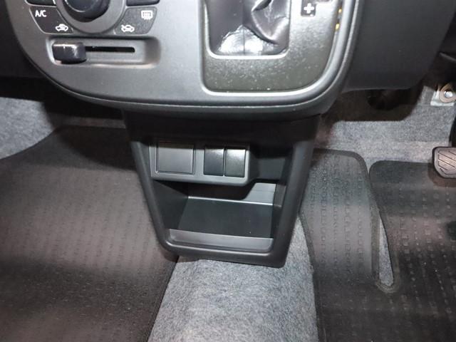 アルト F キーレスエントリー CDプレーヤー フロントパワーウィンドゥ 横滑り防止装置 Wエアバッグ ABS 衝突安全ボディ 記録簿(26枚目)