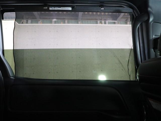 ヴォクシー ハイブリッドZS 煌II 7人乗り ワンオーナー 衝突被害軽減システム 10インチメモリーナビ 両側電動スライド 後席フリップダウンモニター フルセグ/Bluetooth バックカメラ ETC LEDヘッドランプ スマートキー(8枚目)