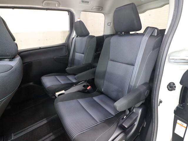 ノア Si 7人乗り メモリーナビ 両側パワースライド フルセグ/DVD/Bluetooth対応 バックカメラ ETC スマートキー ワイパーデアイサー アイドリングストップ 純正アルミホイール 記録簿(10枚目)