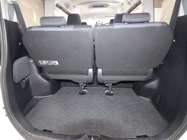 ノア Si 7人乗り メモリーナビ 両側パワースライド フルセグ/DVD/Bluetooth対応 バックカメラ ETC スマートキー ワイパーデアイサー アイドリングストップ 純正アルミホイール 記録簿(14枚目)