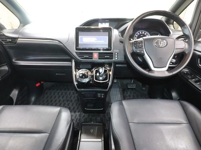 エスクァイア ハイブリッドGi 7人乗り 9インチメモリーナビ 両側パワースライド 後席フリップダウンモニター フルセグ バックカメラ ETC LEDヘッドランプ 前後ドライブレコーダー クルーズコントロール モデリスタエアロ(4枚目)