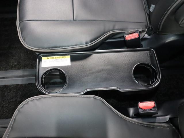 ノア ハイブリッドSi ダブルバイビーII 7人乗り セーフティセンス モデリスタエアロ 10インチナビ 後席フリップダウンモニター 両側電動スライドドア フルセグ/Bluetooth バックカメラ LEDヘッドランプ スマートキー ETC(15枚目)