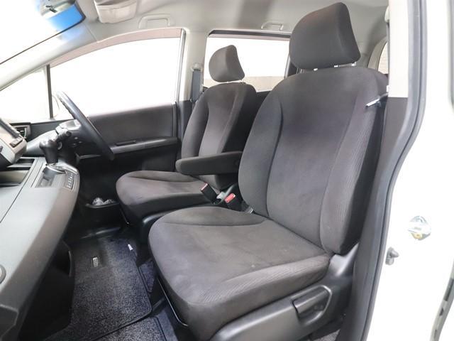 フリード フレックスi エアロ 5人乗り HDDナビ 両側電動スライドドア ワンセグ/DVD対応 バックカメラ ETC車載器 HIDヘッドライト スマートキー オートエアコン 純正アルミホイール 記録簿(8枚目)