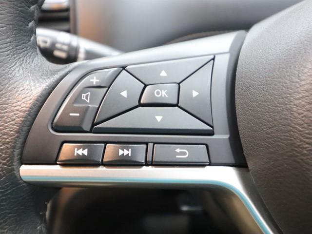 セレナ ハイウェイスター プロパイロットエディション 8人乗り 9インチメモリーナビ 後席フリップダウンモニター バックカメラ 両側電動スライドドア フルセグ/Blu-ray/DVD/Bluetooth ETC LEDヘッドランプ スマートキー 記録簿(28枚目)