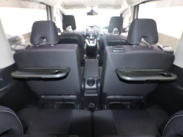 セレナ ハイウェイスター VセレクションII 8人乗り 9インチナビ 両側電動スライド 衝突被害軽減システム フルセグ バックカメラ ETC スマートキー オートクルーズコントロール パークアシスト プロパイロット 前後ドライブレコーダー(15枚目)