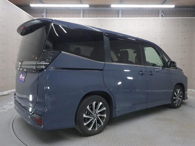 ヴォクシー S-Z 7人乗り 10.5インチディスプレイオーディオ 両側電動スライド 衝突被害軽減システム フルセグ/Bluetooth バックカメラ ETC オートマチックハイビーム レーダークルコン シートヒーター(3枚目)