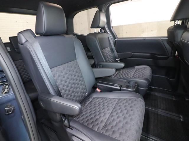 ヴォクシー S-Z 7人乗り 10.5インチディスプレイオーディオ 両側電動スライド 衝突被害軽減システム フルセグ/Bluetooth バックカメラ ETC オートマチックハイビーム レーダークルコン シートヒーター(6枚目)