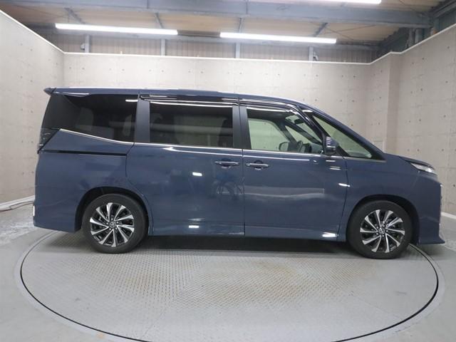 ヴォクシー S-Z 7人乗り 10.5インチディスプレイオーディオ 両側電動スライド 衝突被害軽減システム フルセグ/Bluetooth バックカメラ ETC オートマチックハイビーム レーダークルコン シートヒーター(30枚目)