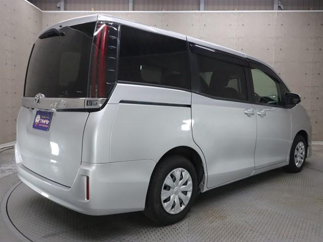 ノア X 8人乗り メモリーナビ 片側電動スライド ワンセグ/DVD/Bluetooth バックカメラ ETC キーレス オートマチックハイビーム オートクルーズコントロール アイドリングストップ 記録簿(3枚目)