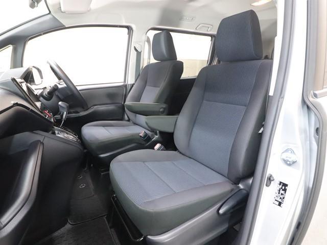 ノア X 8人乗り メモリーナビ 片側電動スライド ワンセグ/DVD/Bluetooth バックカメラ ETC キーレス オートマチックハイビーム オートクルーズコントロール アイドリングストップ 記録簿(9枚目)