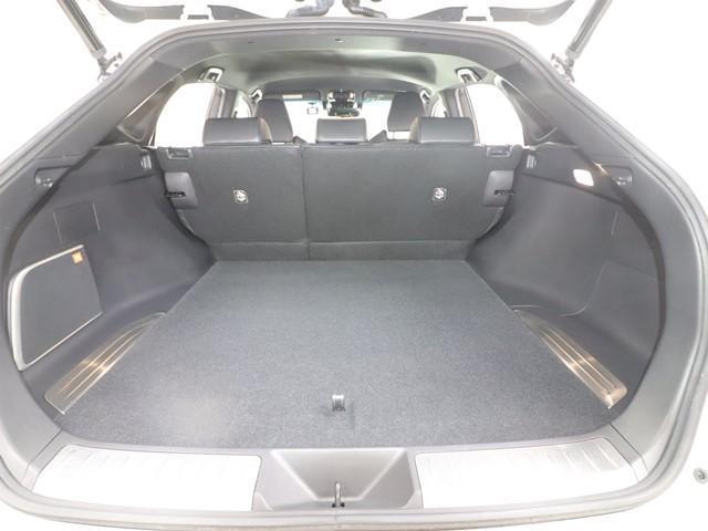 ハリアー Ｚ　１２．３インチＪＢＬメモリーナビ　パワーバックドア　フルセグ／Ｂｌｕｅｔｏｏｔｈ対応　ドライブレコーダー　ブラインドスポットモニター　バックカメラ　ＥＴＣ２．０　ＬＥＤヘッドランプ　スマートキー（14枚目）