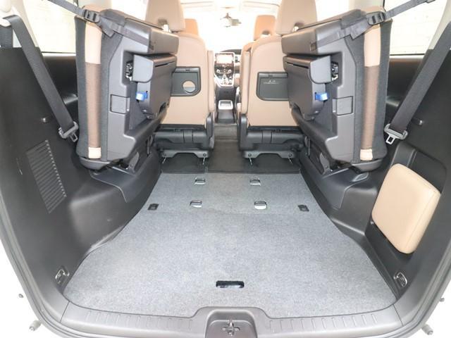 セレナ e-パワー ハイウェイスターV 7人乗り ワンオーナー 9インチメモリーナビ 後席フリップダウンモニター プロパイロット ドライブレコーダー 全方位カメラ 両側電動スライド フルセグ/Bluetooth ETC クリアランスソナー(17枚目)