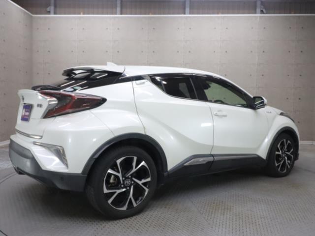 Ｃ－ＨＲ Ｇ　フルセグ　バックカメラ　ＥＴＣ　ＬＥＤヘッドランプ　スマートキー　前後ドライブレコーダー　ブラインドスポットモニター　オートハイビーム　純正アルミホイール（2枚目）