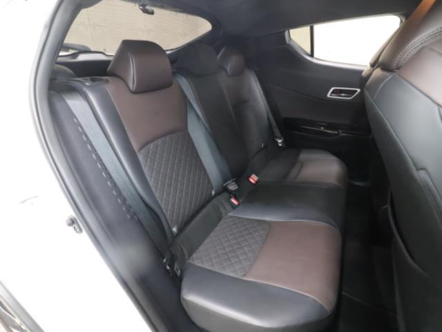 Ｃ－ＨＲ Ｇ　フルセグ　バックカメラ　ＥＴＣ　ＬＥＤヘッドランプ　スマートキー　前後ドライブレコーダー　ブラインドスポットモニター　オートハイビーム　純正アルミホイール（5枚目）