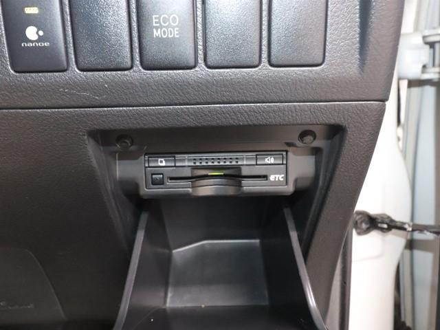 アルファード ２４０Ｓ　８インチＨＤＤナビ　両側電動スライドドア　フルセグ　バックカメラ　後席モニター　ＥＴＣ車載器　ＨＩＤヘッドライト　スマートキー　コーナーセンサー（23枚目）