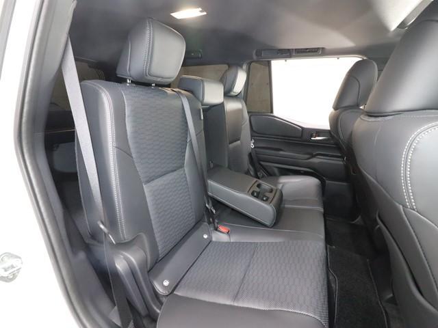 ランドクルーザー２５０ ＶＸ　セーフティセンス　１２．３インチディスプレイオーディオ　電動リアゲート　フルセグ　ＥＴＣ２．０車載器　サンルーフ　全方位モニター　ＬＥＤヘッドランプ　スマートキー　電動シート　４ＷＤ（9枚目）