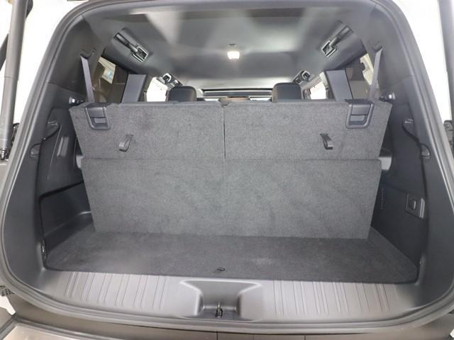 ランドクルーザー２５０ ＶＸ　セーフティセンス　１２．３インチディスプレイオーディオ　電動リアゲート　フルセグ　ＥＴＣ２．０車載器　サンルーフ　全方位モニター　ＬＥＤヘッドランプ　スマートキー　電動シート　４ＷＤ（16枚目）