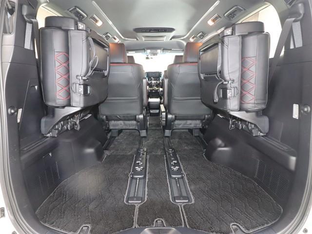 アルファード ２．５Ｓ　タイプゴールドＩＩ　セーフティセンス　９インチディスプレイオーディオナビ　フルセグ　バックカメラ　後席モニター　電動バックドア　両側電動スライドドア　ＥＴＣ２．０車載器　ＬＥＤヘッドライト（16枚目）